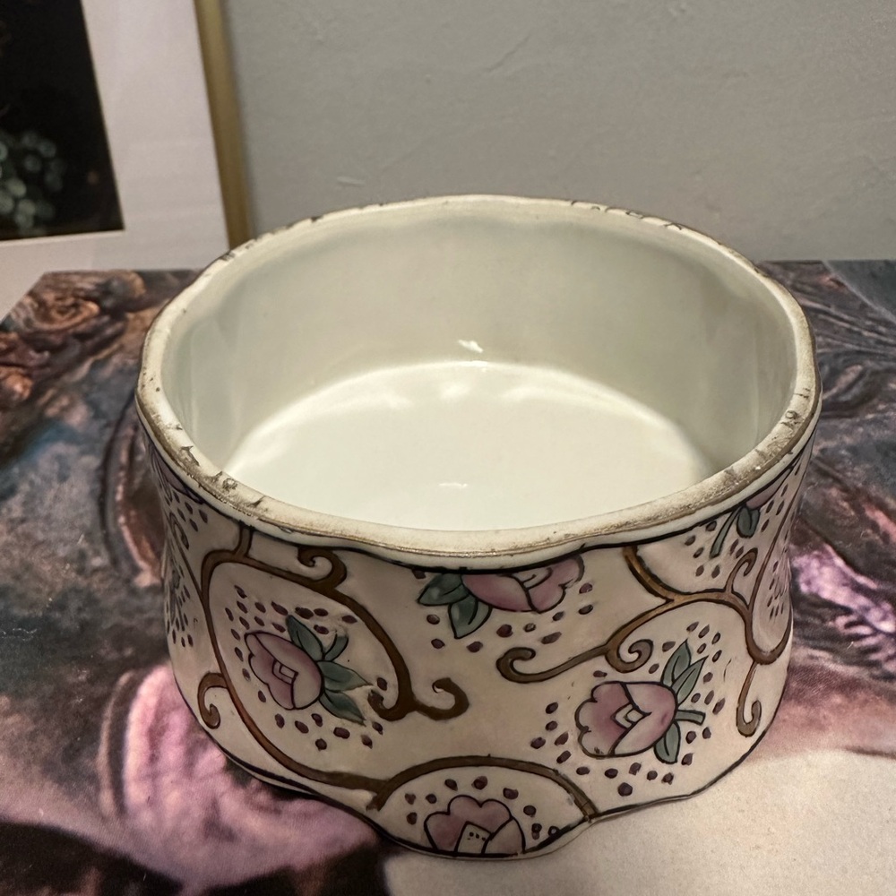 Vintage Floral Ceramic Trinket Box from JCPenney - Cottagecore - EUC - Picture 3 of 5